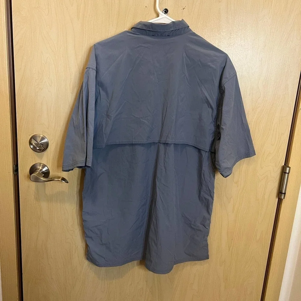 Mens Northface short sleeve shirt